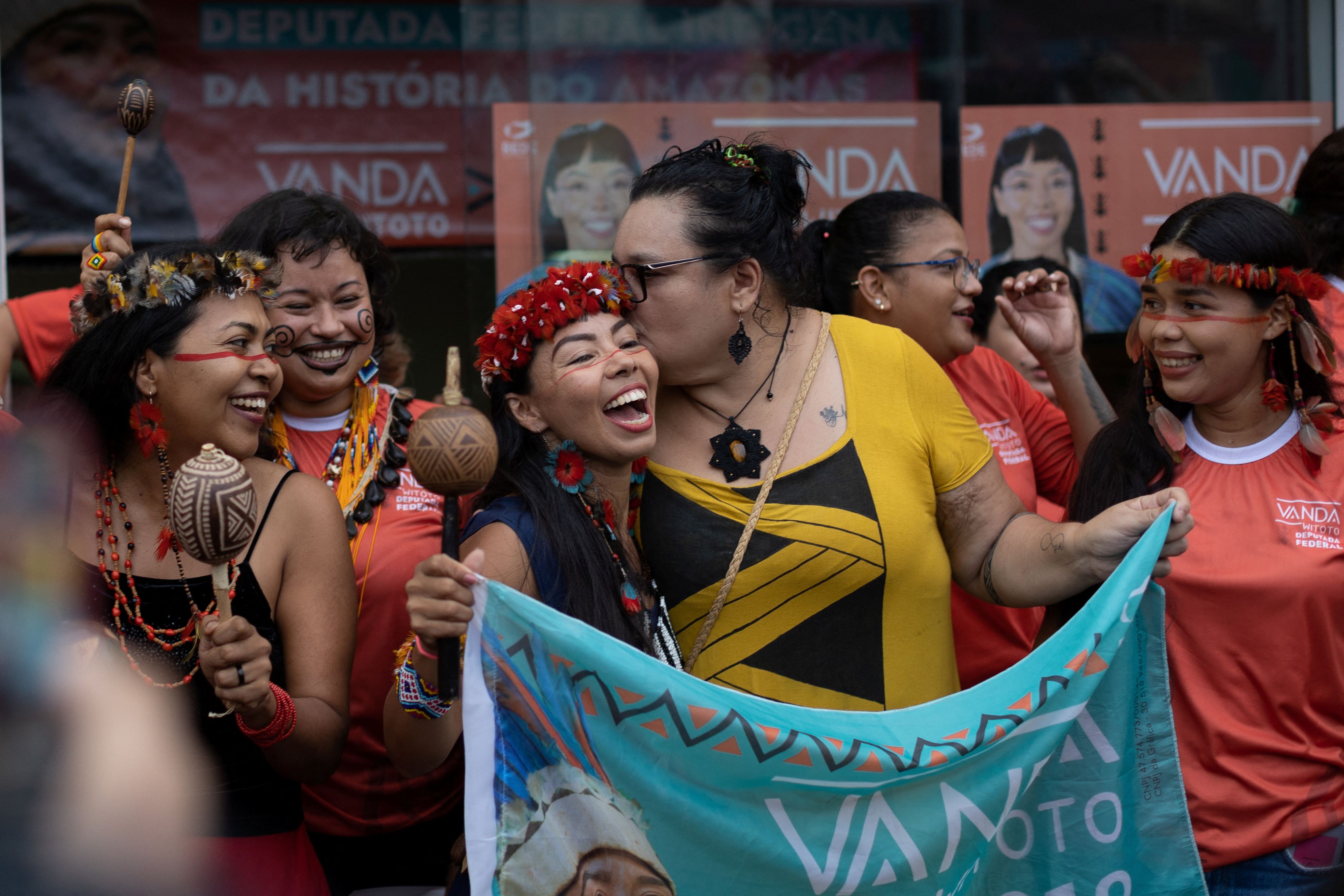 Vanderlecia Ortega dos Santos (Vanda), an Indigenous candidate for Amazonas state in the 2022 elections, with her supporters.